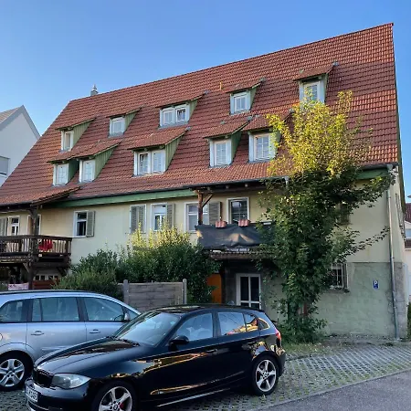 Apartment 4 Betten In 3-zimmer-wohnung Mit Wlan Tv Und Garten