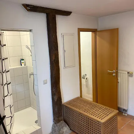 4 Betten In 3-zimmer-wohnung Mit Wlan Tv Und Garten Apartment *
